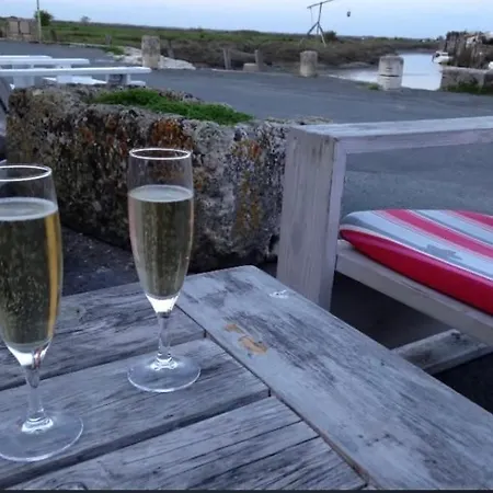 Hébergement de vacances Sur Le Chemin Des Voyageurs Mornac-sur-Seudre